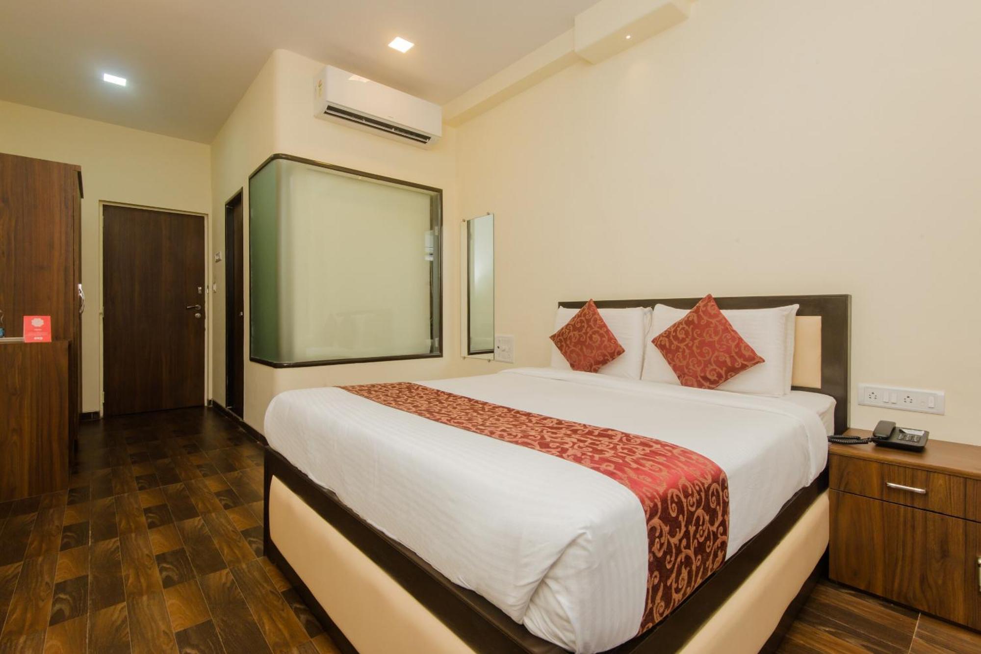 Super Hotel O Divine Residency Near Phoenix Marketcity Βομβάη Εξωτερικό φωτογραφία