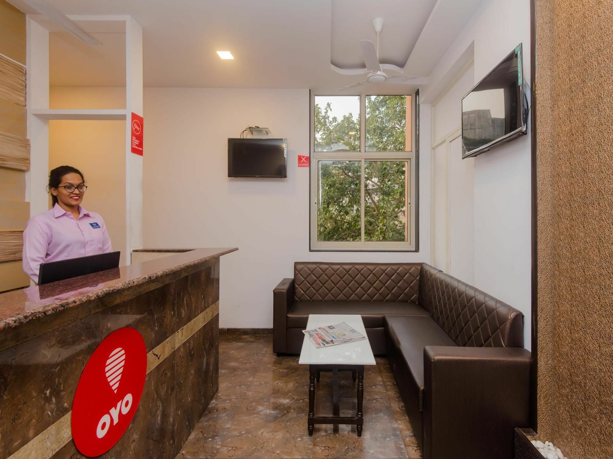 Super Hotel O Divine Residency Near Phoenix Marketcity Βομβάη Εξωτερικό φωτογραφία